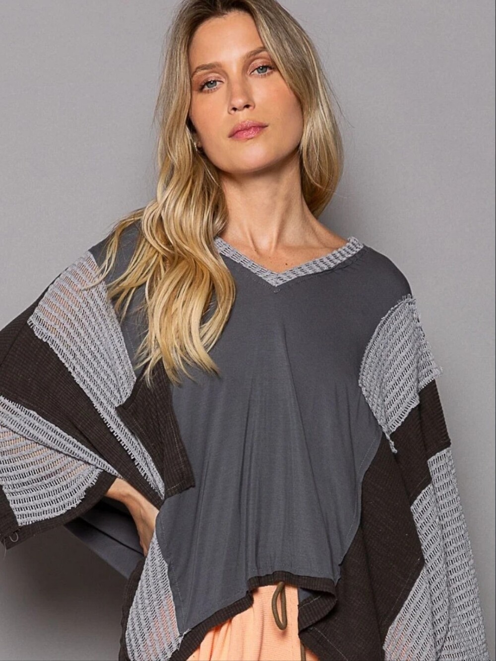 POL Women's V-Neck Patchwork Sweater in Gray & Dark Brown
